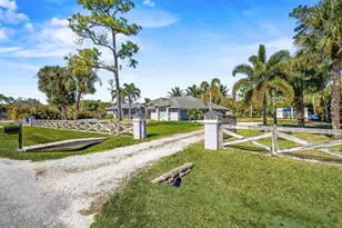 15929 86th Rd N, Loxahatchee, FL 33470 - Photo 3