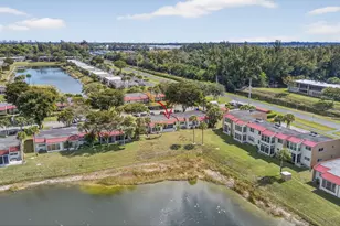 105 Lake Irene Dr, West Palm Beach, FL 33411 - Photo 21