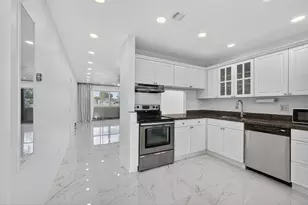105 Lake Irene Dr, West Palm Beach, FL 33411 - Photo 3