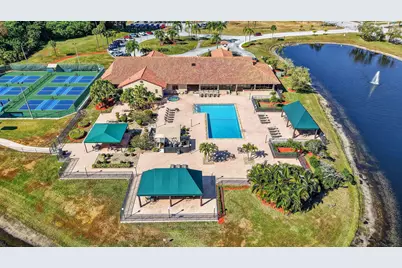 5750 Parkwalk Circle E, Boynton Beach, FL 33472 - Photo 39