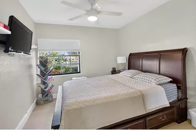 5750 Parkwalk Circle E, Boynton Beach, FL 33472 - Photo 19