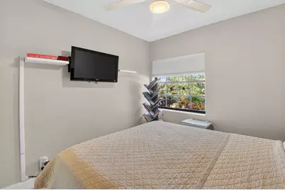 5750 Parkwalk Circle E, Boynton Beach, FL 33472 - Photo 19
