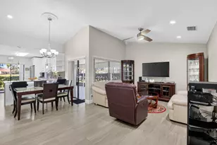 5750 Parkwalk Cir E, Boynton Beach, FL 33472 - Photo 7