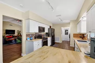 10260 Greentrail Dr N, Boynton Beach, FL 33436 - Photo 17