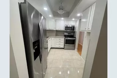 705 Lori Dr Drive #216, Palm Springs, FL 33461 - Photo 3