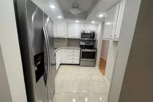 705 Lori Dr Dr, Palm Springs, FL 33461 - Photo 3