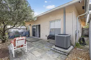 261 NE 41st St, Fort Lauderdale, FL 33334 - Photo 27