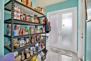 261 NE 41st St, Fort Lauderdale, FL 33334 - Photo 3