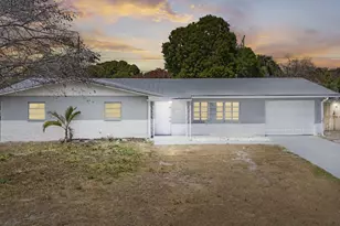 306 Riomar Dr, Port Saint Lucie, FL 34952 - Photo 1