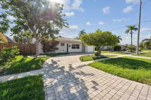 428 SE 2nd St, Deerfield Beach, FL 33441 - Photo 25