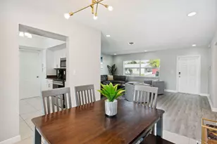 428 SE 2nd St, Deerfield Beach, FL 33441 - Photo 9