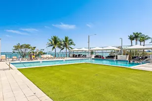 600 NE 36th St, Miami, FL 33137 - Photo 17