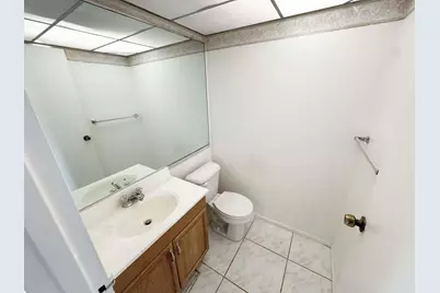 379 Saxony H, Delray Beach, FL 33446 - Photo 7