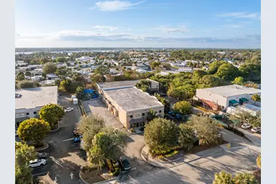 2580 SE Willoughby Boulevard, Stuart, FL 34994 - Photo 9