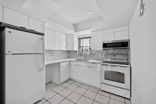 2965 Crosley Dr W, West Palm Beach, FL 33415 - Photo 3