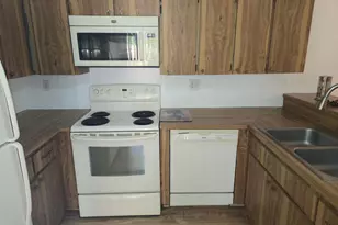 2201 SW 28th St, Okeechobee, FL 34974 - Photo 13