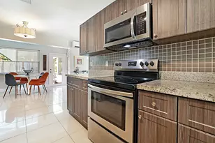 441 NE 24th St, Boca Raton, FL 33431 - Photo 15