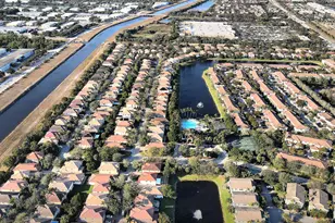 3037 Laurel Ridge Cir, West Palm Beach, FL 33404 - Photo 17