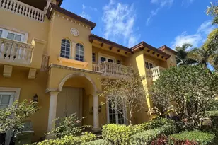 270 NE 69th Cir, Boca Raton, FL 33487 - Photo 3