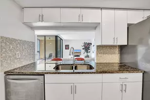 2255 Lindell Blvd, Delray Beach, FL 33444 - Photo 11