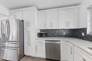 151 Duke Dr, Lake Worth Beach, FL 33460 - Photo 9