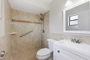 2041 SW Gemini Ln, Port Saint Lucie, FL 34984 - Photo 13