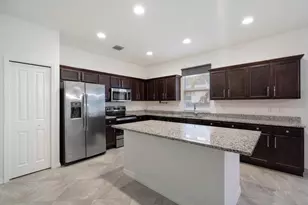 2055 46th Ave, Vero Beach, FL 32966 - Photo 9