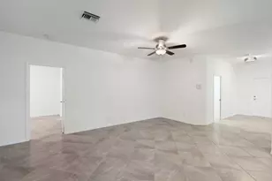 2055 46th Ave, Vero Beach, FL 32966 - Photo 9