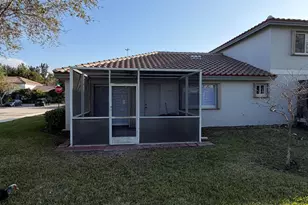 20841 NW 1st St, Pembroke Pines, FL 33029 - Photo 35