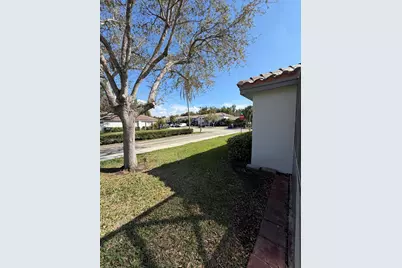 20841 NW 1st Street, Hollywood, FL 33029 - Photo 39