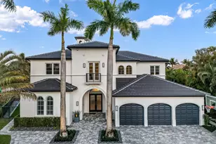 17690 Lomond Ct, Boca Raton, FL 33496 - Photo 1