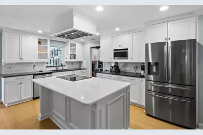 106 Windsor Road E, Jupiter, FL 33469 - Photo 13