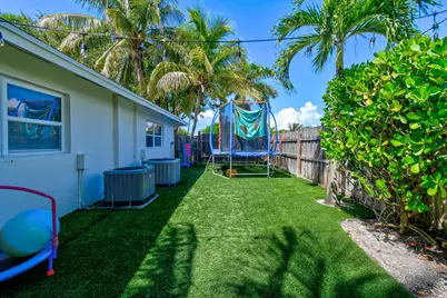 106 Windsor Road E, Jupiter, FL 33469 - Photo 41