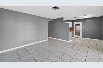 501 Emil Drive, Fort Pierce, FL 34982 - Photo 3