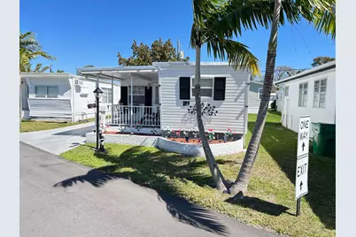 1325 S 33 Road, Hollywood, FL 33021 - Photo 1