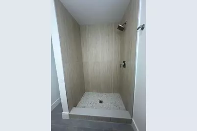 930 NE 24th Street, Pompano Beach, FL 33064 - Photo 11