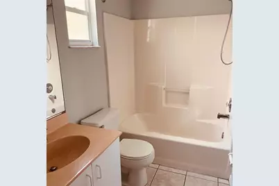 962 SW Kappa Avenue SW, Port Saint Lucie, FL 34953 - Photo 13