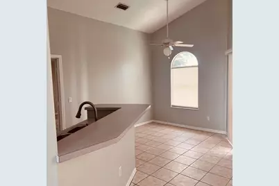 962 SW Kappa Avenue SW, Port Saint Lucie, FL 34953 - Photo 11