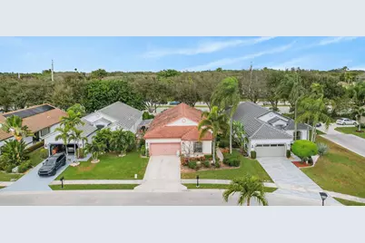 10056 Lexington Circle N, Boynton Beach, FL 33436 - Photo 1