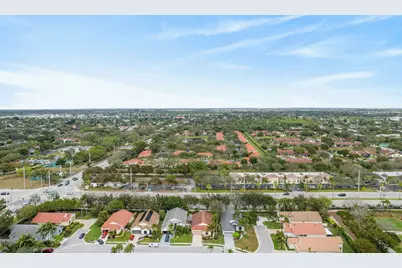 10056 Lexington Circle N, Boynton Beach, FL 33436 - Photo 5