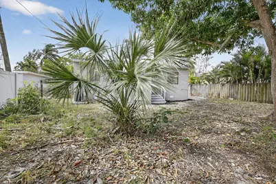 1708 NW 8th Avenue, Fort Lauderdale, FL 33311 - Photo 21