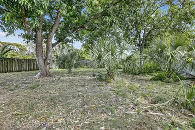 1708 NW 8th Avenue, Lauderhill, FL 33311 - Photo 25