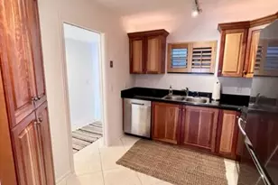 208 S Lakeside Dr, Lake Worth Beach, FL 33460 - Photo 9