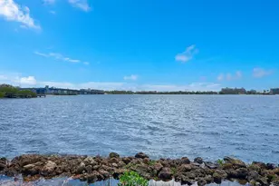 208 S Lakeside Dr, Lake Worth Beach, FL 33460 - Photo 37