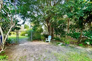 3329 10th St SW, Vero Beach, FL 32968 - Photo 23