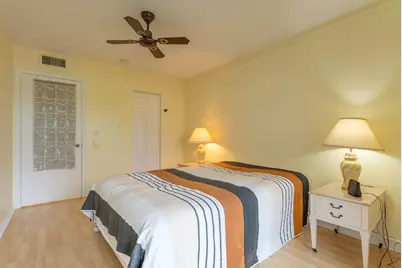 2840 Lake Osborne Drive #111, Lake Worth Beach, FL 33461 - Photo 15