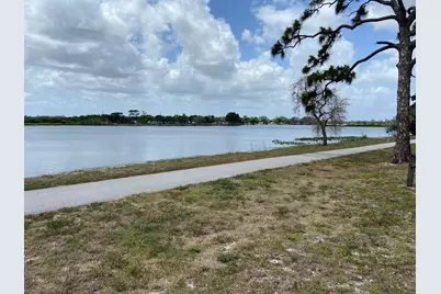 2840 Lake Osborne Drive #111, Palm Springs, FL 33461 - Photo 25