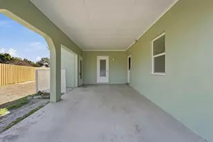 2817 SE Pocatello Rd, Port Saint Lucie, FL 34952 - Photo 5