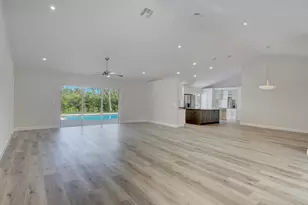 9320 Sun Pointe Dr, Boynton Beach, FL 33437 - Photo 9