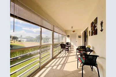 203 Oxford 500, West Palm Beach, FL 33417 - Photo 3
